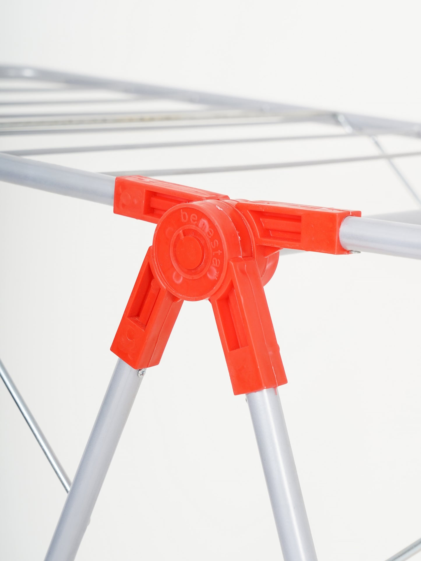 Foldable Clothes Drying Stand – Lightweight, space-saving, and ideal for indoor or outdoor use.